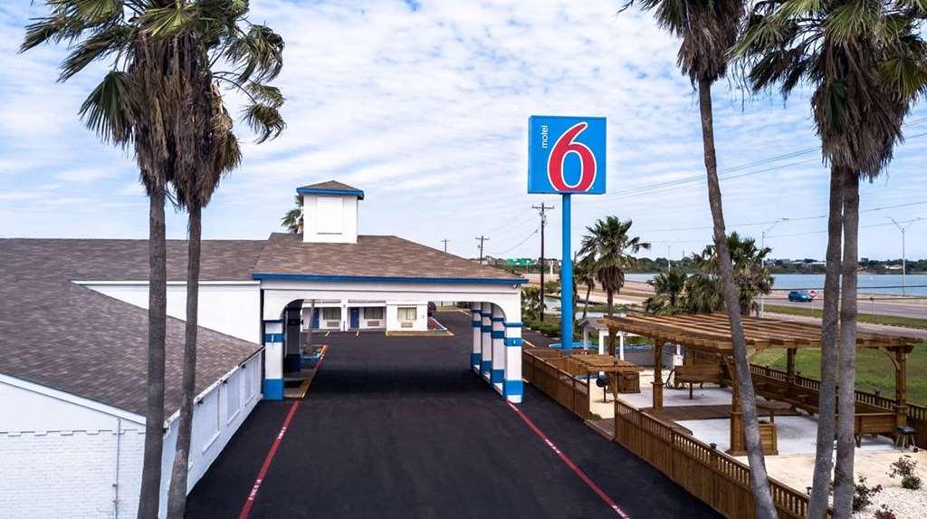 Motel 6 Portland Zewnętrze zdjęcie